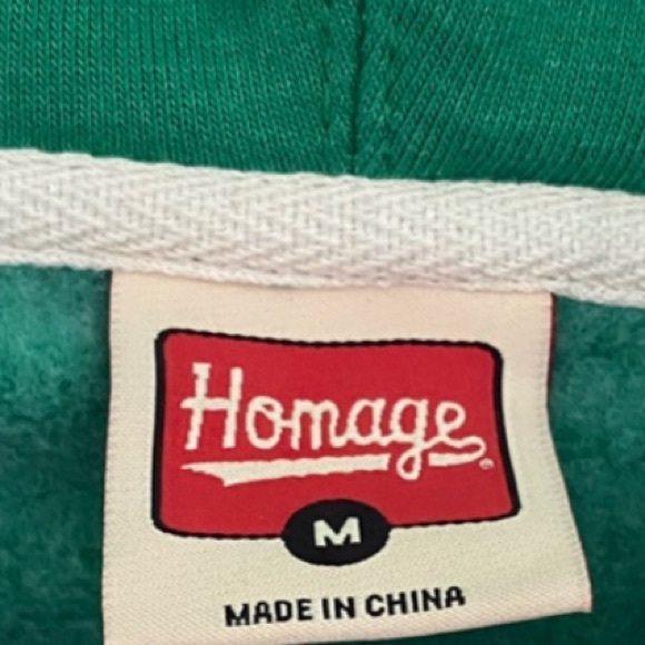 🦅 Eagles Hoodie! - Picture 3 of 3